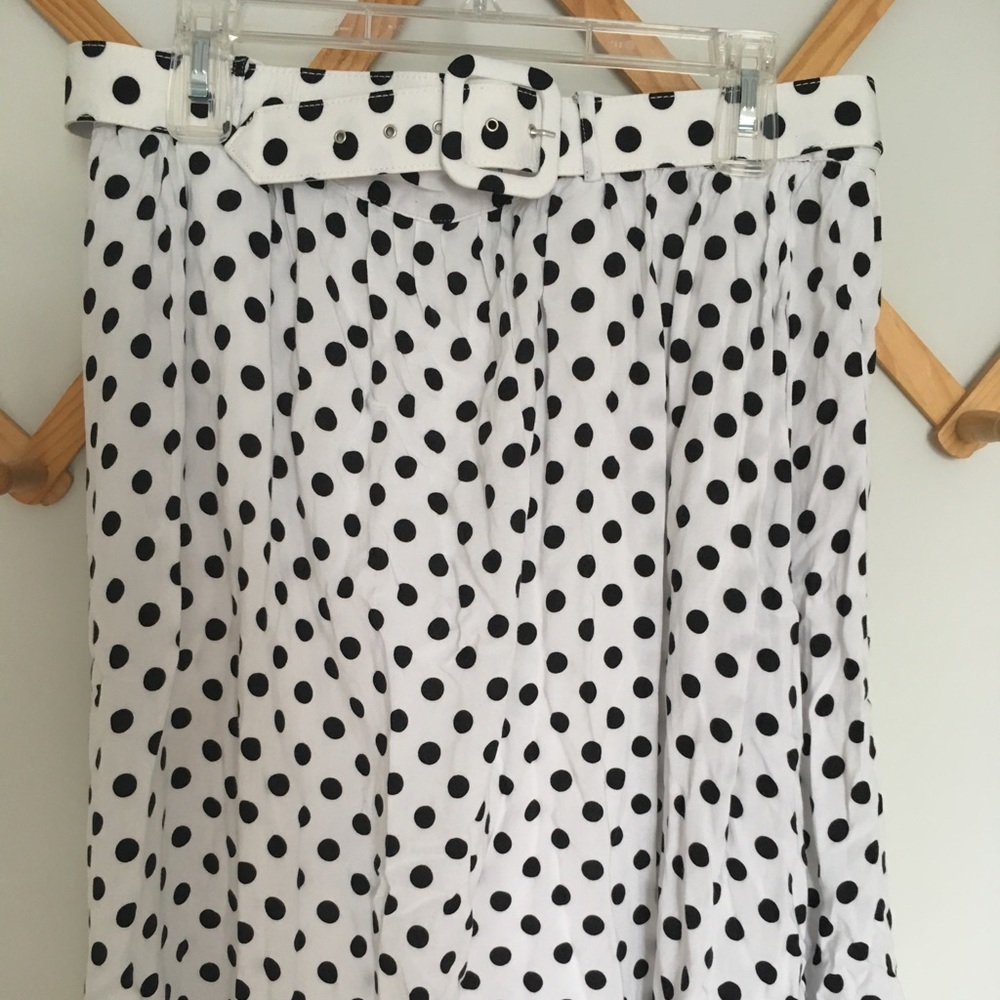 Mod cloth knee length skirt